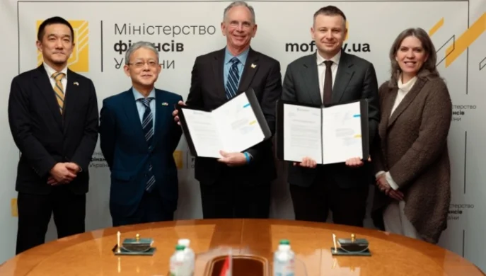 Мінфін та Світовий банк підписали угоду про грант на $690,8 млн від Японії та Канади 